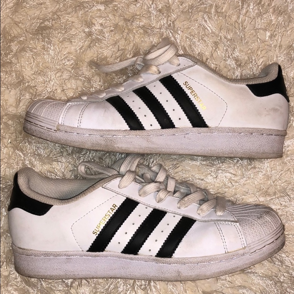 Adidas Superstar Sneakers